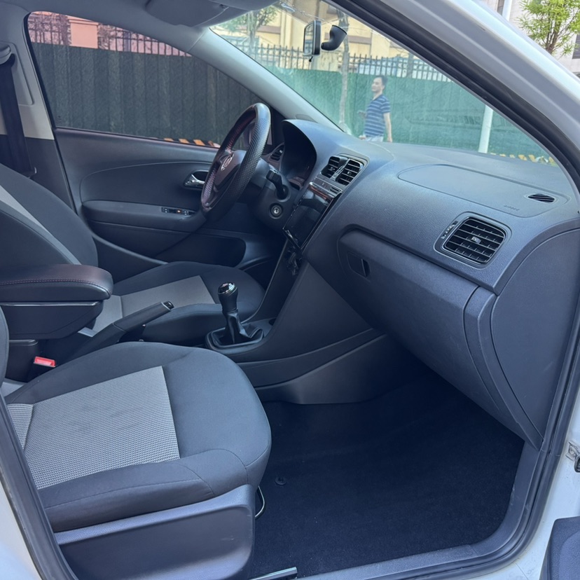 Volkswagen Polo 2017 #6 Volkswagen Polo 2017 car image #6