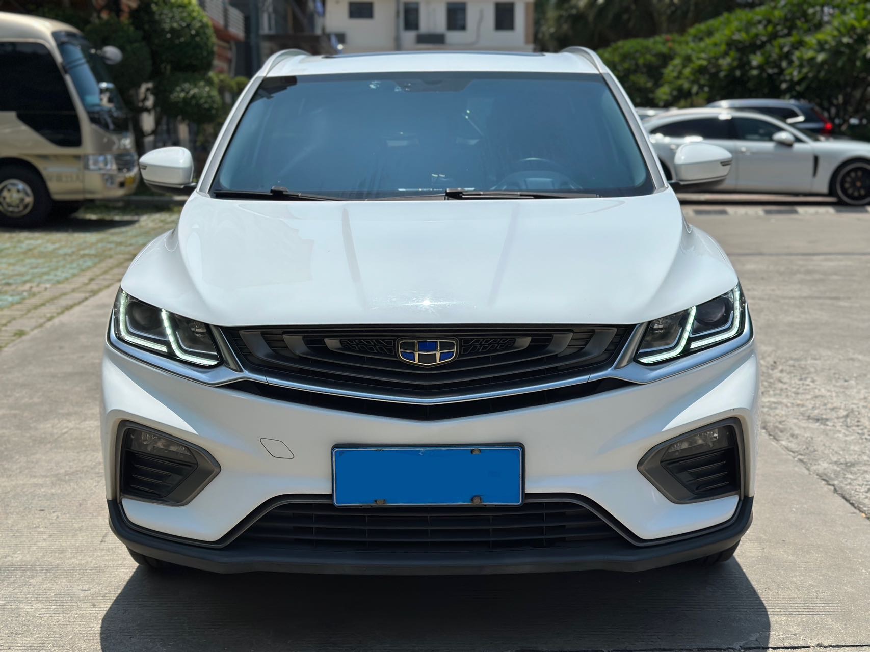 GEELY Coolray 2019 car image #2