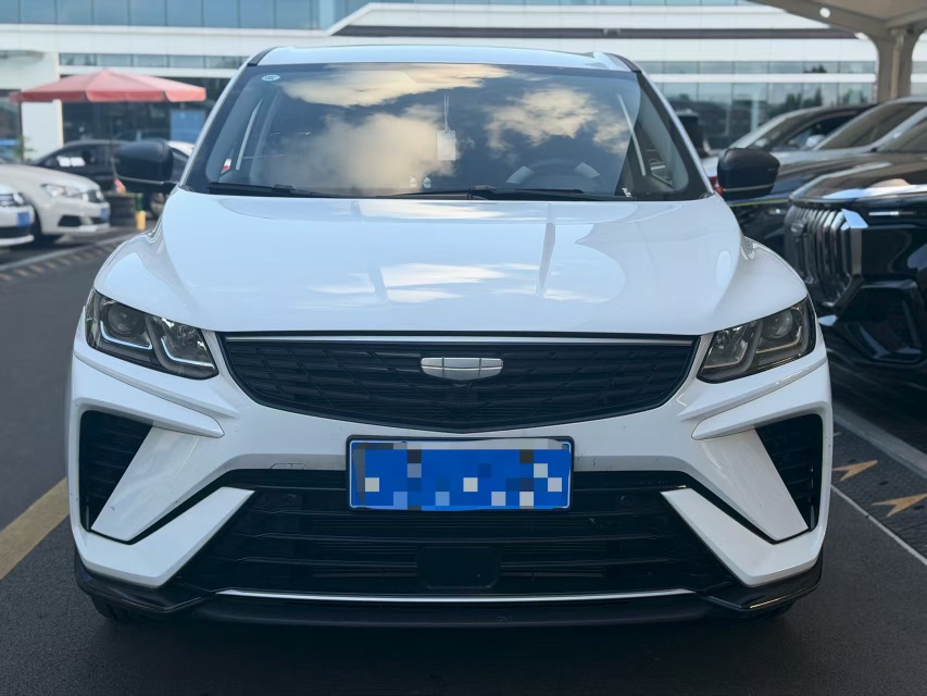 GEELY Coolray 2026 #2 GEELY Coolray 2026 car image #2