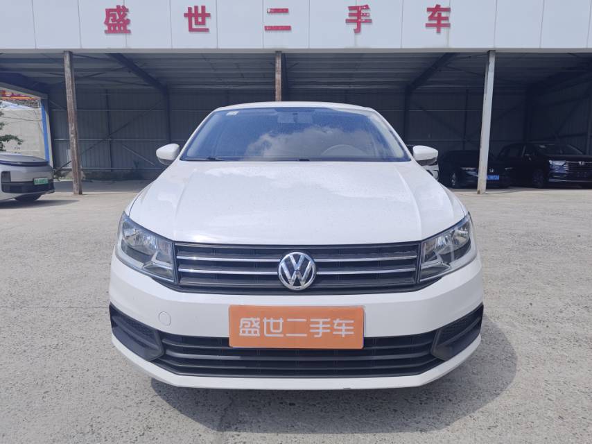 Volkswagen Santana 2018 car image #2