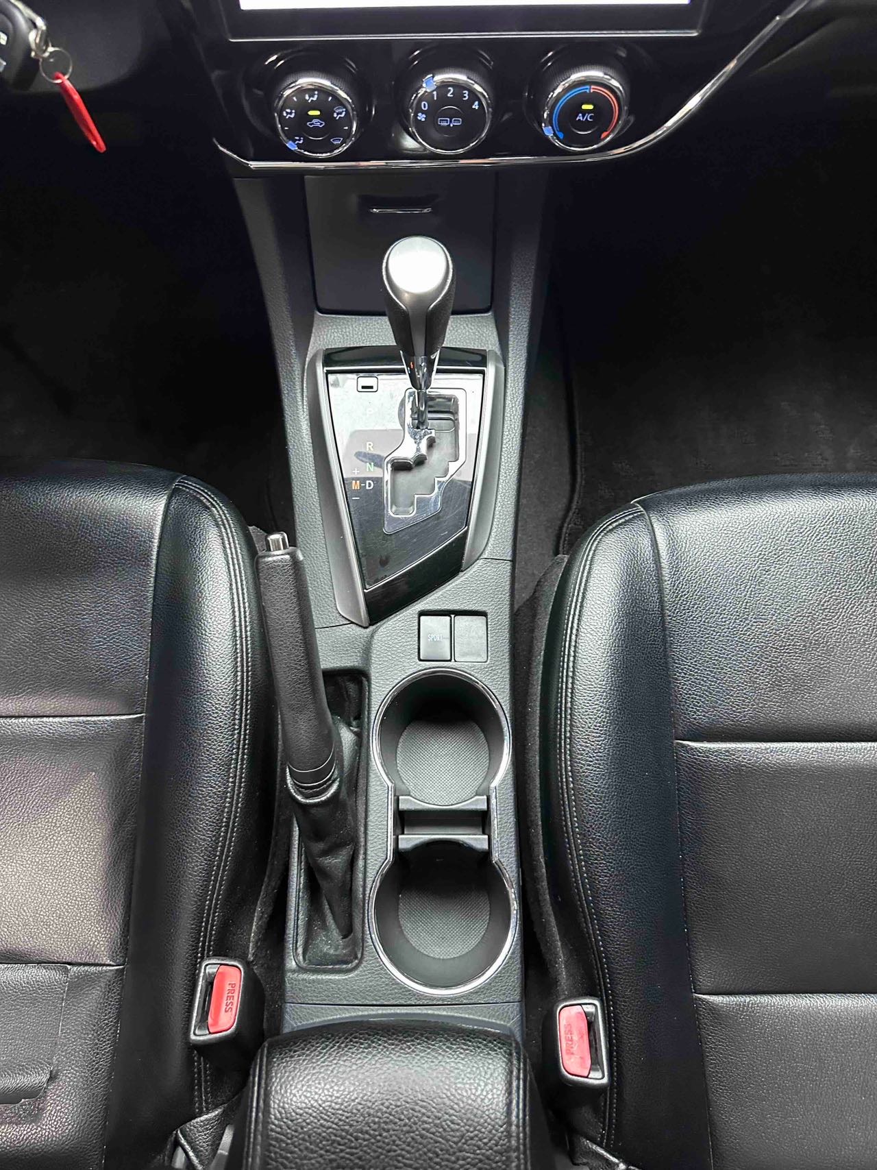 Toyota Corolla 2017 #8 Toyota Corolla 2017 car image #8