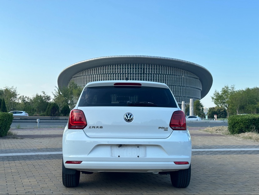 Volkswagen Polo 2017 car image #5
