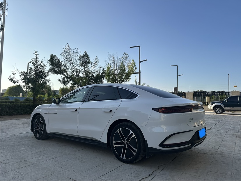 BYD Han 2023 car image #6