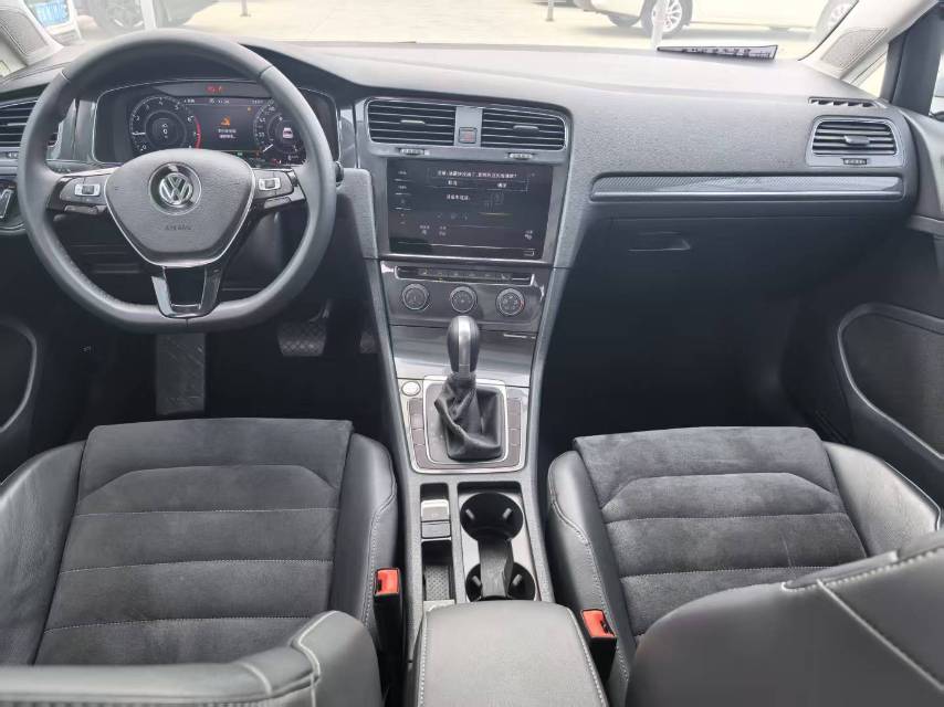 Volkswagen Golf 2020 #5 Volkswagen Golf 2020 car image #5