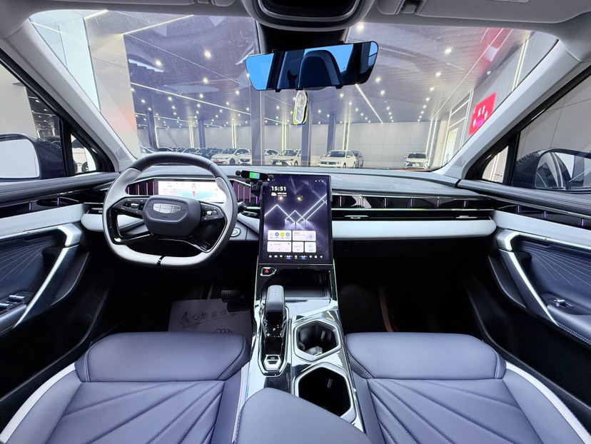 GEELY Boyue L 2024 car image #6