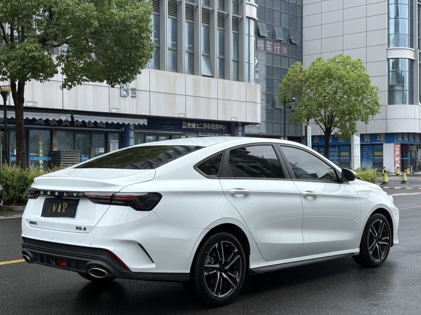吉利汽车 缤瑞 2025 汽车图片 #9