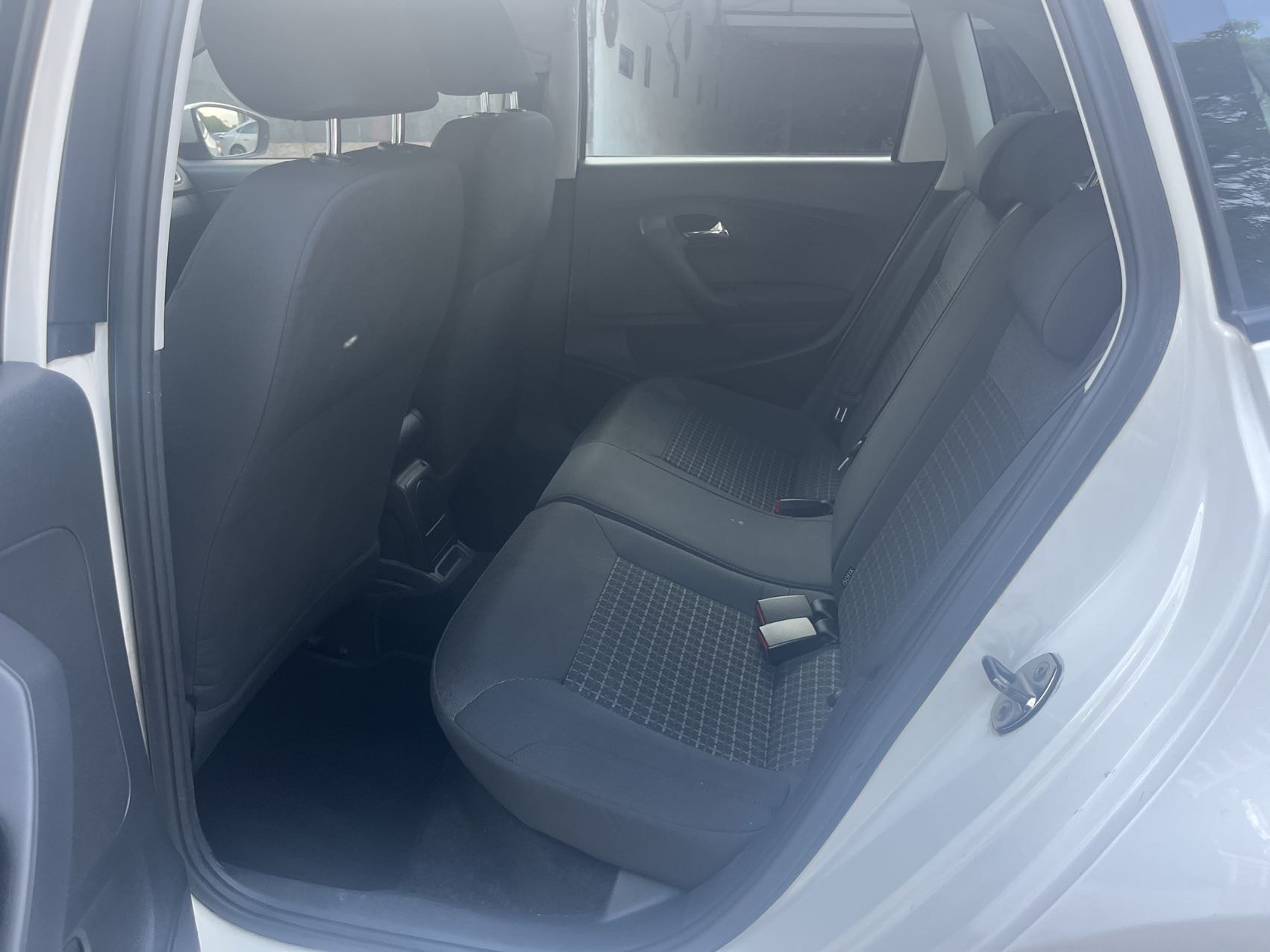 Volkswagen Polo 2014 car image #5