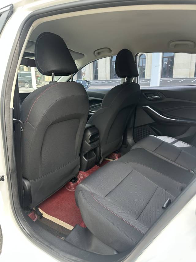 MG 5 2023 car image #6