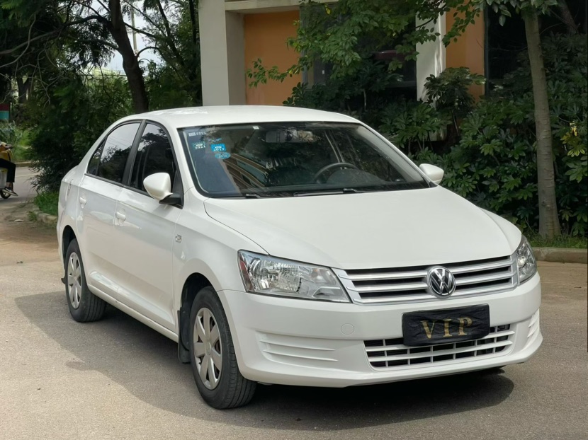 Volkswagen Santana 2015 car image #3