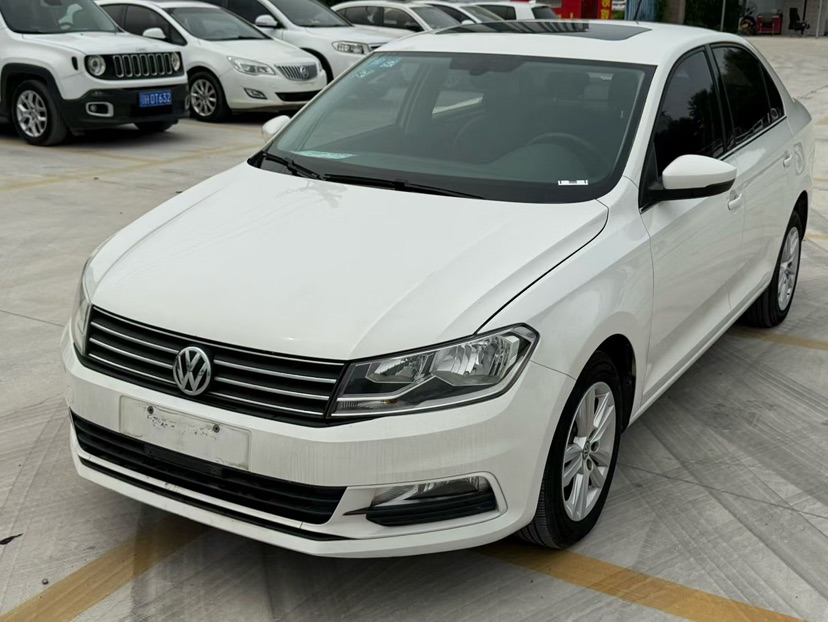 Volkswagen Santana 2018 car image #2
