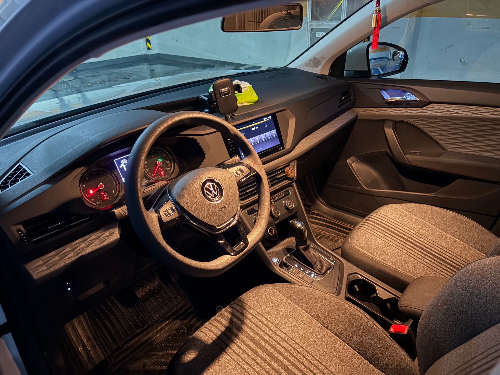 Volkswagen Tharu 2022 car image #4