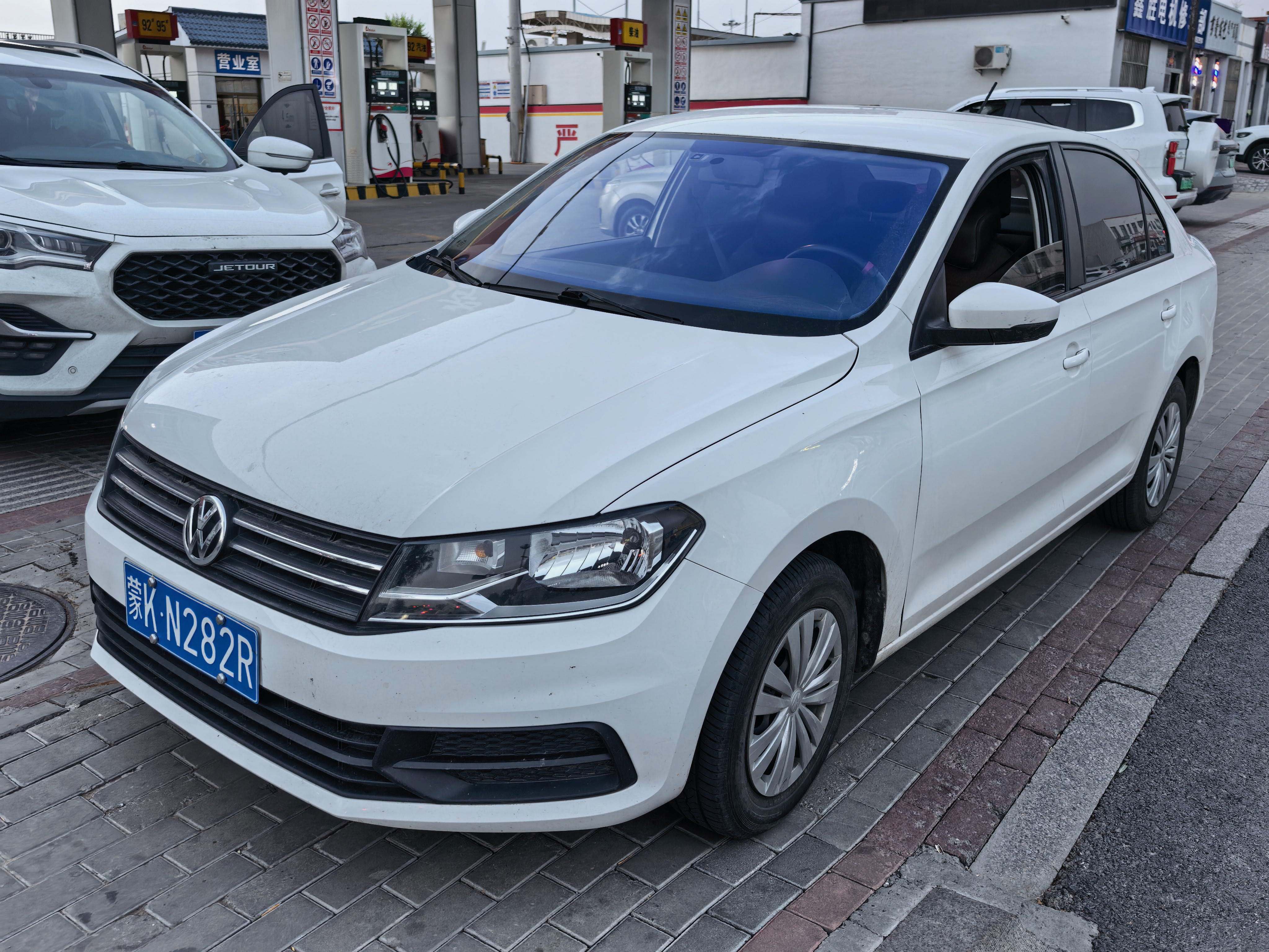 Volkswagen Santana 2021 car image 