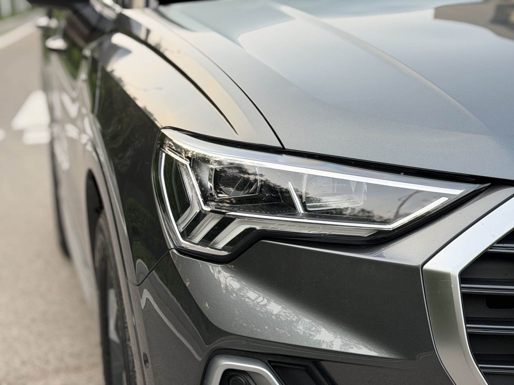 Audi Q3 2023 car image #11