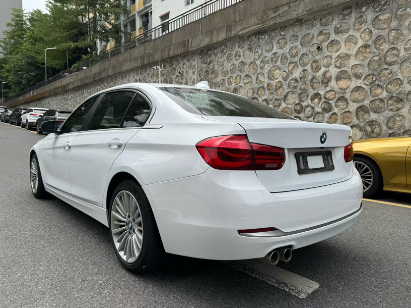 BMW 3 Series 2018 #9 BMW 3 Series 2018 car image #9