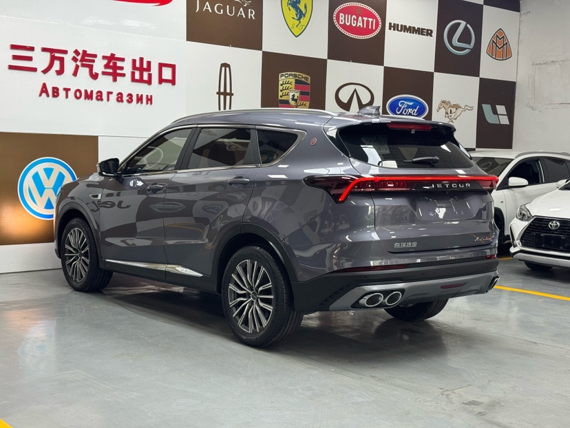 Jetour X70 PLUS 2023 #4 Jetour X70 PLUS 2023 car image #4