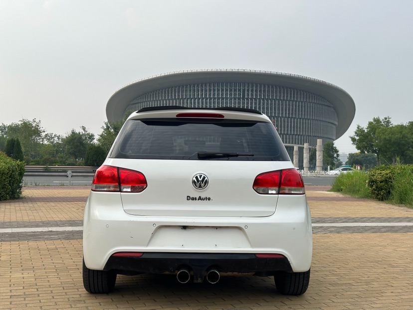Volkswagen Golf 2013 car image #5
