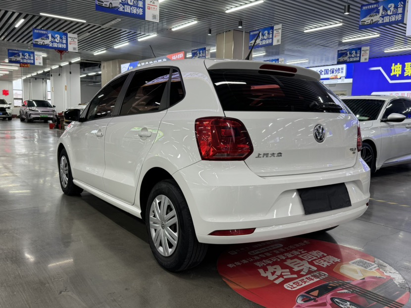Volkswagen Polo 2018 car image #7