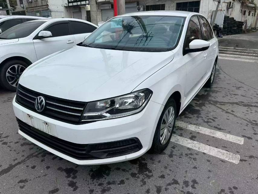 Volkswagen Santana 2017 car image #3