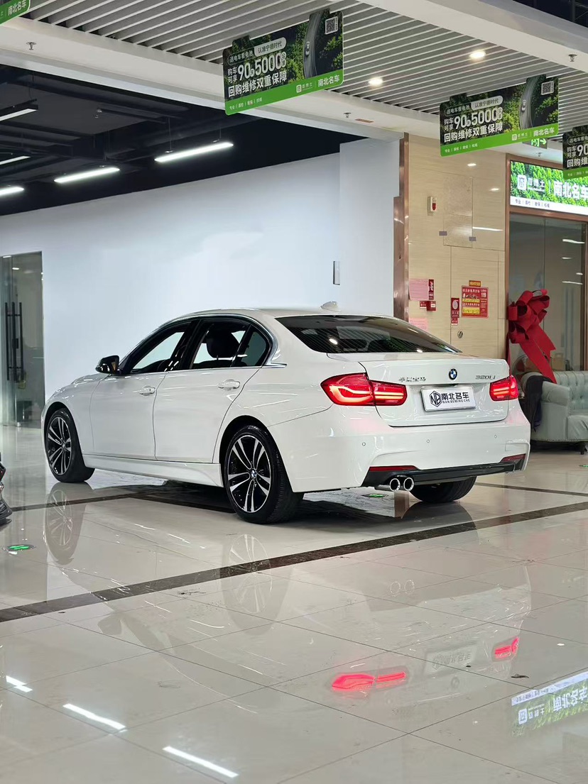 BMW 3 Series 2019 #2 BMW 3 Series 2019 car image #2