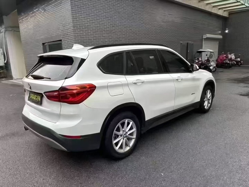 BMW X1 2018 #7 BMW X1 2018 car image #7