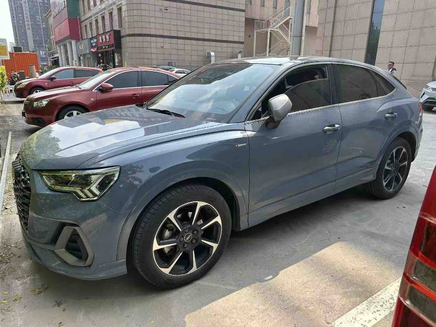 Audi Q3 2023 Audi Q3 2023 car image