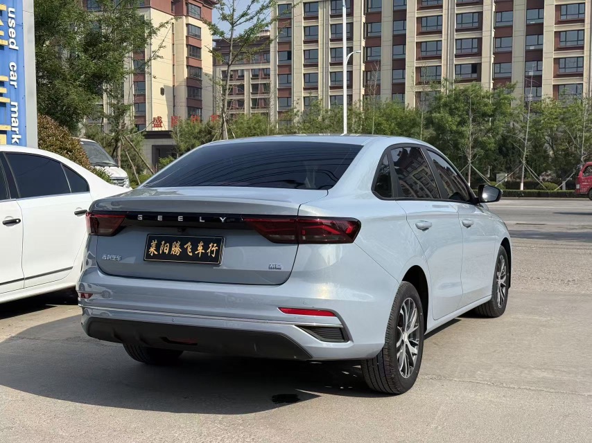 GEELY Emgrand 2024 car image #9