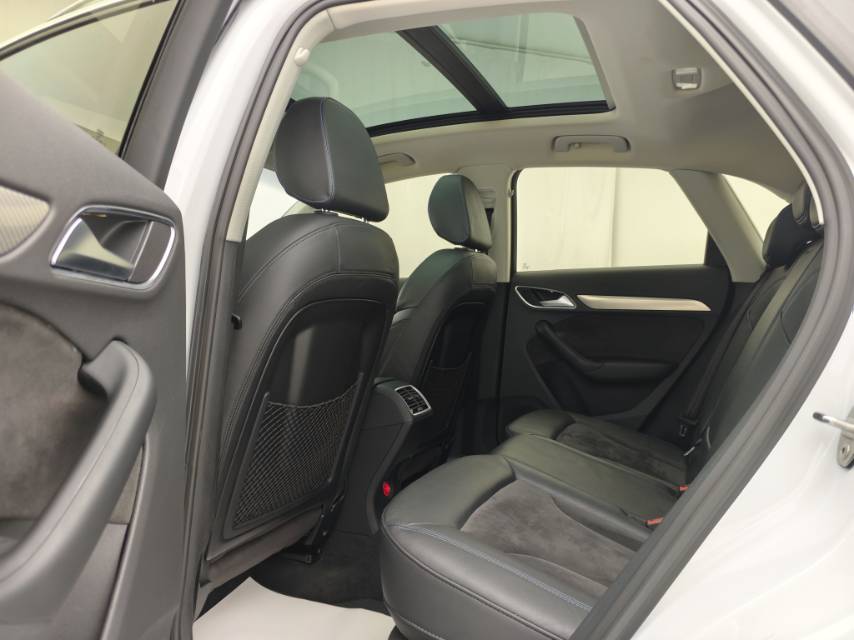 Audi Q3 2018 #9 Audi Q3 2018 car image #9