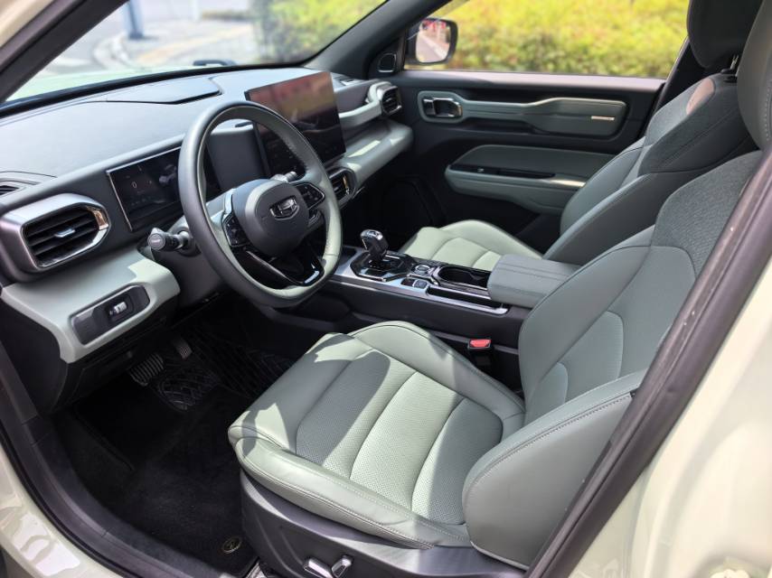 GEELY Cowboy 2025 car image #3
