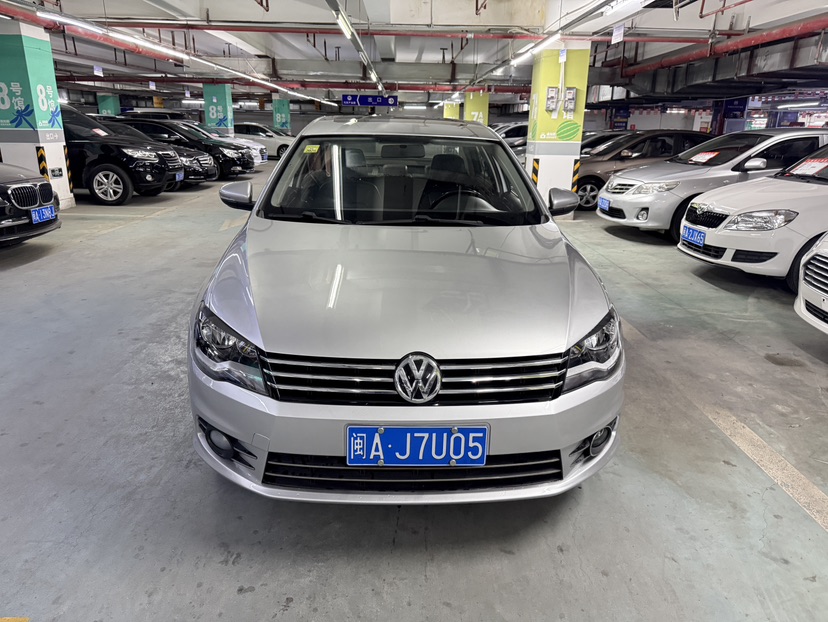 Volkswagen Bora 2015 car image #2