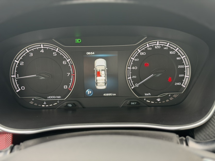 GEELY Binray 2021 car image #9