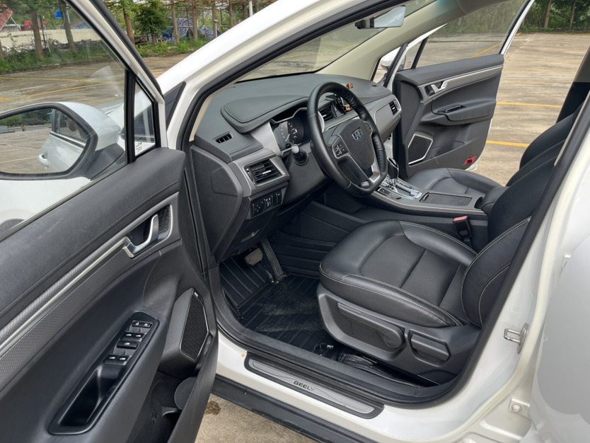 GEELY Emgrand GS 2016 car image #4
