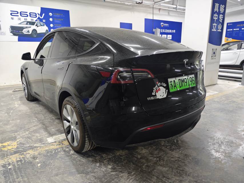 Tesla Model Y 2022 #7 Tesla Model Y 2022 car image #7