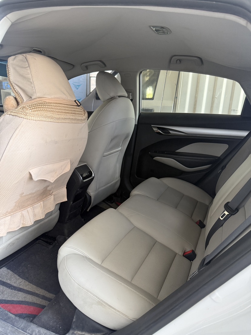 GEELY Binray 2018 car image #4