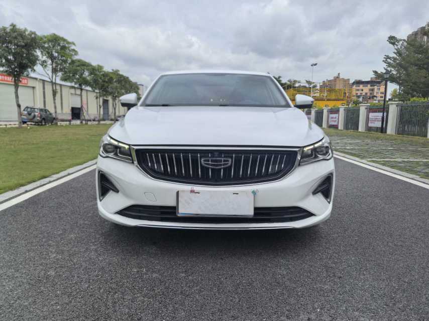 GEELY Emgrand 2023 car image #2