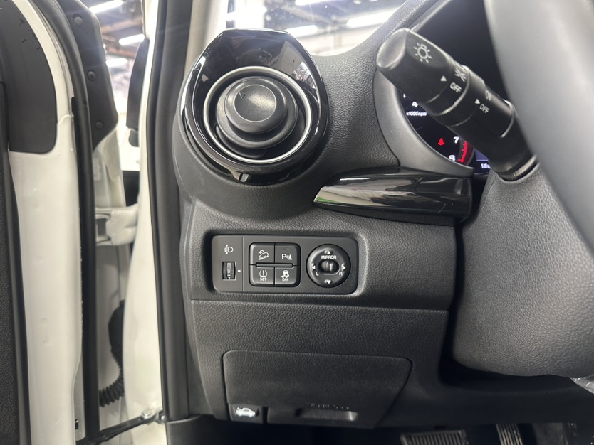 Kia KX1 2022 car image #3