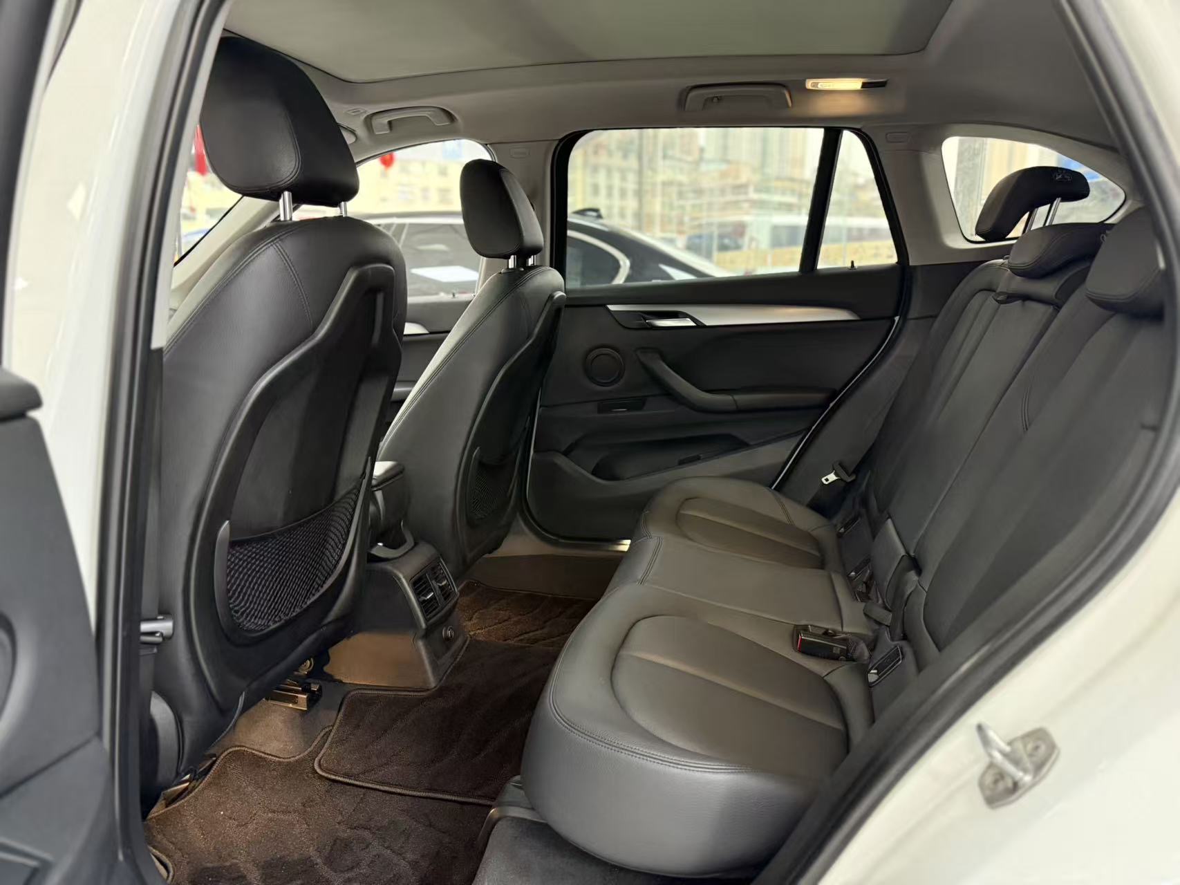 BMW X1 2018 #7 BMW X1 2018 car image #7