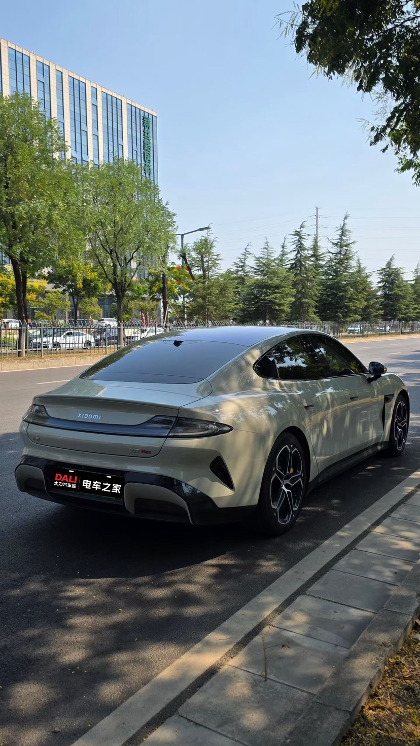 MI SU7 2024 car image #3