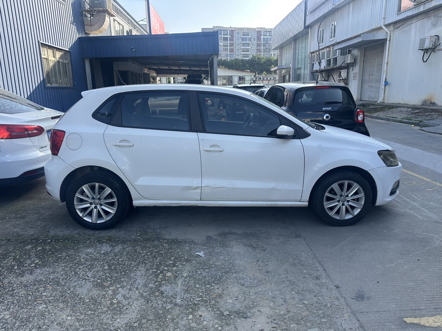 Volkswagen Polo 2015 #4 Volkswagen Polo 2015 car image #4