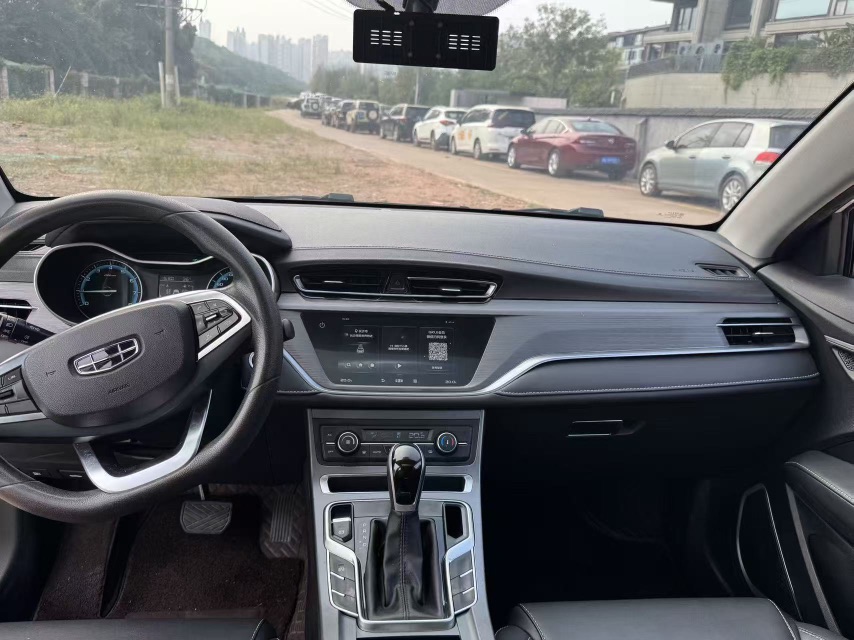 GEELY Emgrand 2021 car image #7