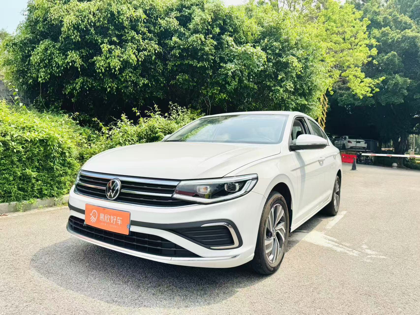 Volkswagen Bora 2025 car image 
