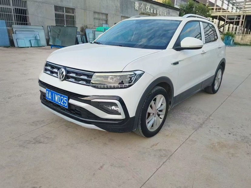 Volkswagen T-Cross 2020 #2 Volkswagen T-Cross 2020 car image #2