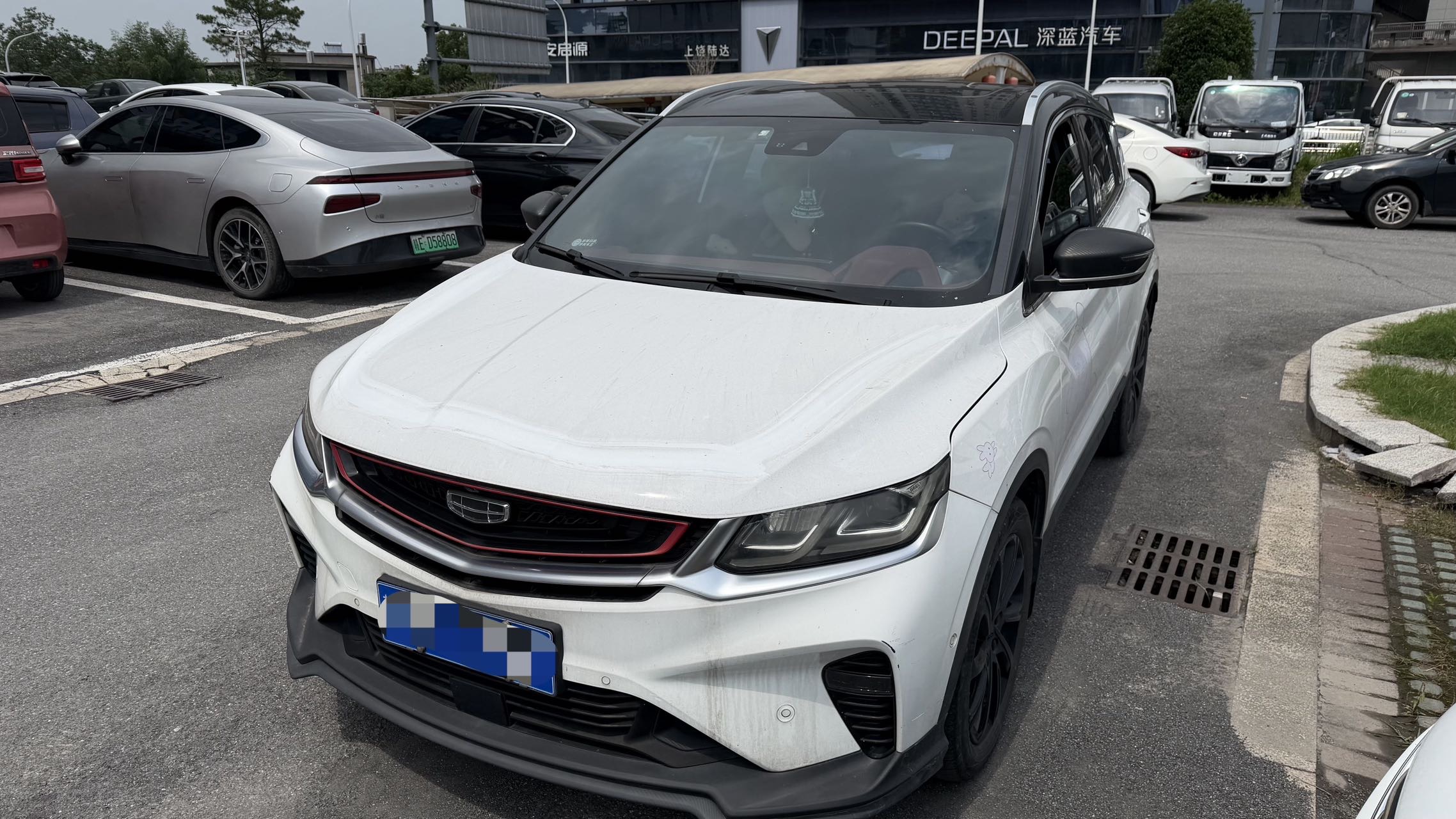 GEELY Coolray 2021 GEELY Coolray 2021 car image