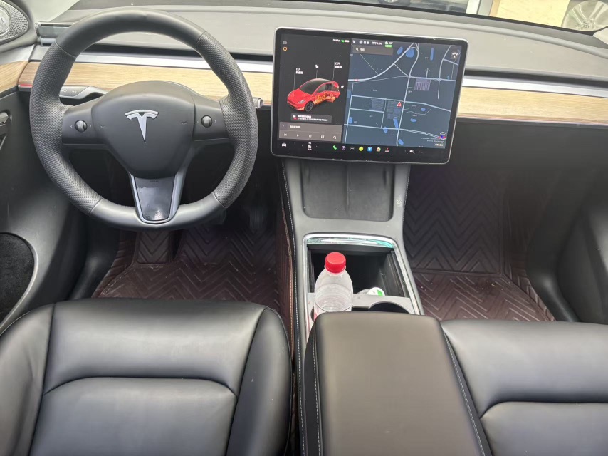 Tesla Model Y 2021 #7 Tesla Model Y 2021 car image #7