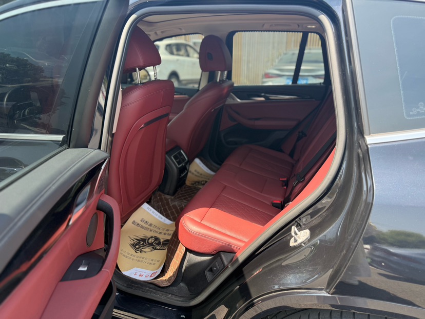 BMW iX3 2024 изображение автомобиля #5