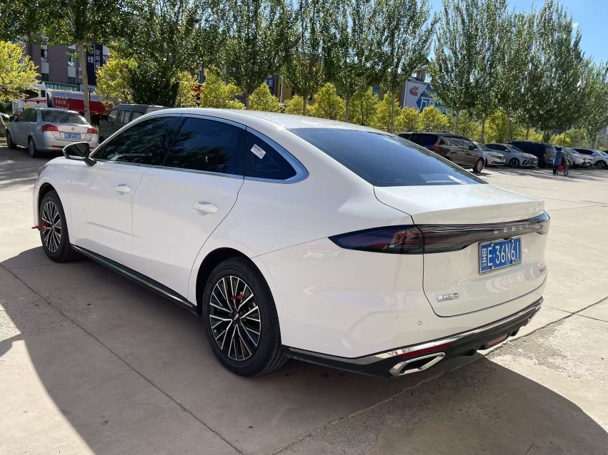 GEELY Emgrand 2025 car image #6