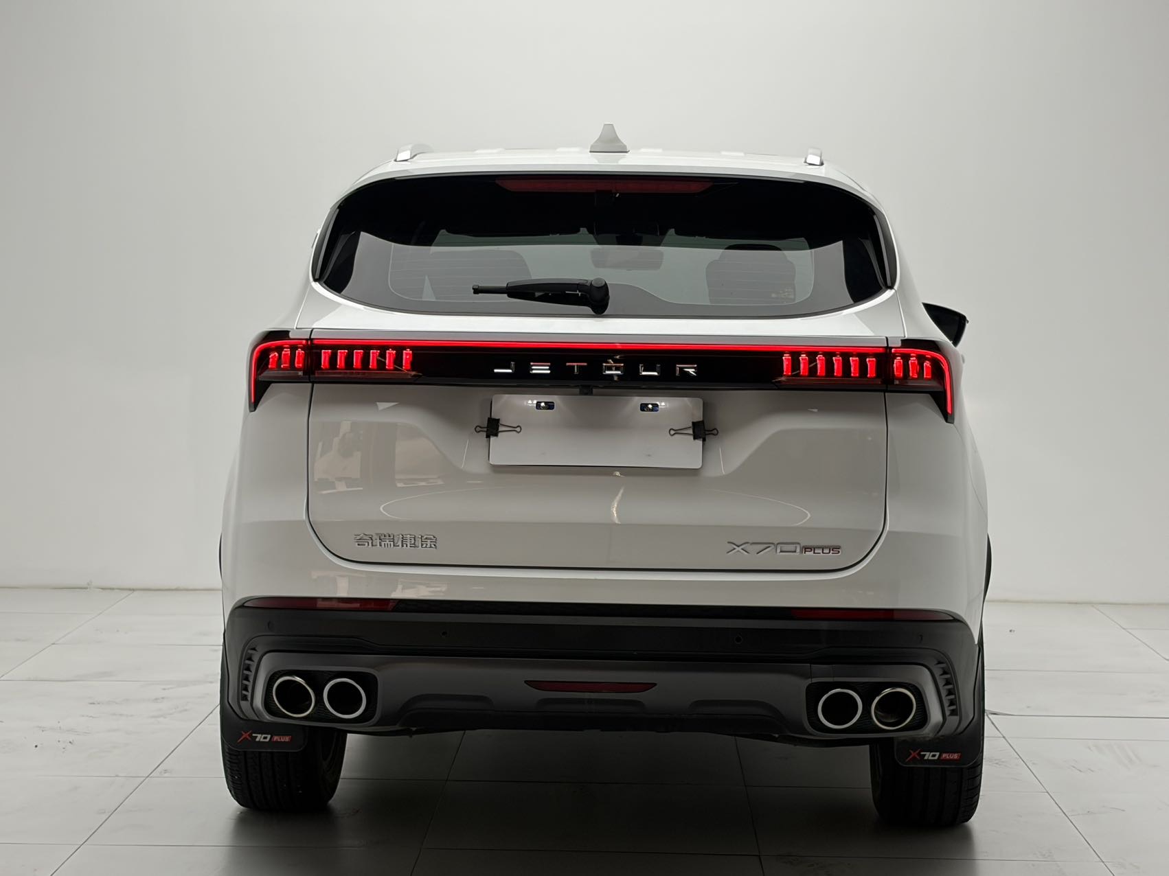 Jetour X70 PLUS 2023 car image #9