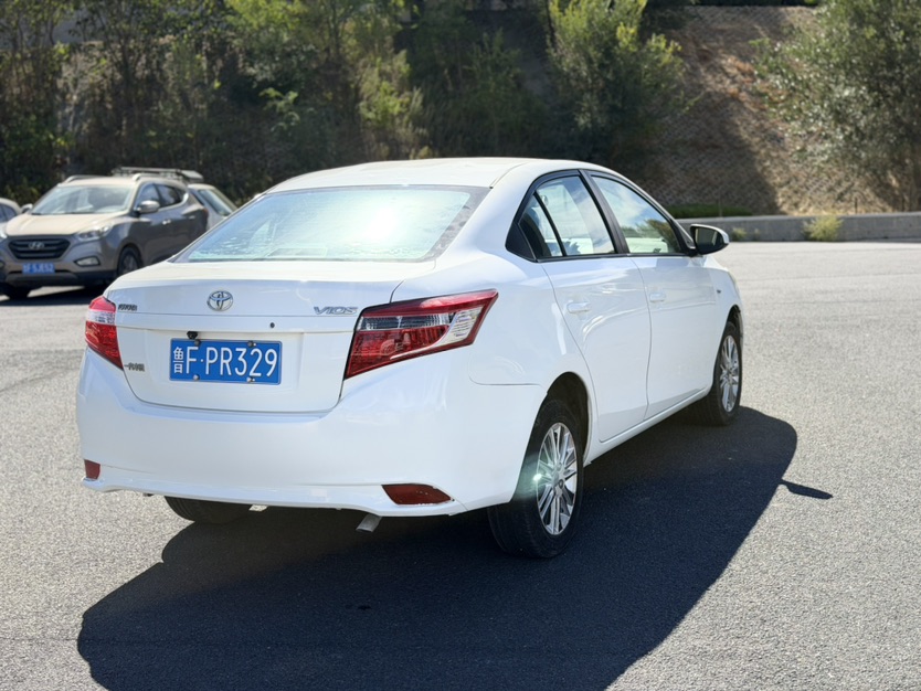 Toyota Vios 2015 #6 Toyota Vios 2015 car image #6