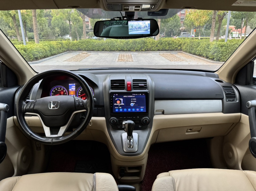 Honda CR-V 2011 car image #5