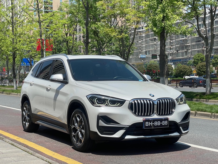 BMW X1 2022 #2 BMW X1 2022 car image #2