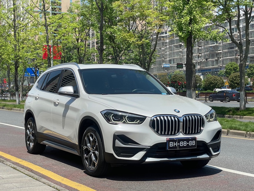 BMW X1 2022 #3 BMW X1 2022 car image #3